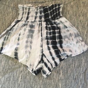 Fashion nova cheeky shorts